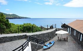 Casa Dos Botes - Whaleboat House Ter